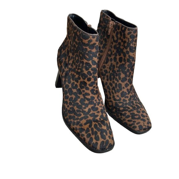 Gibson Latimer 7M Leopard Print Ankle Boots With 3-Inch Block Heel & Side Zipper - Picture 8 of 15